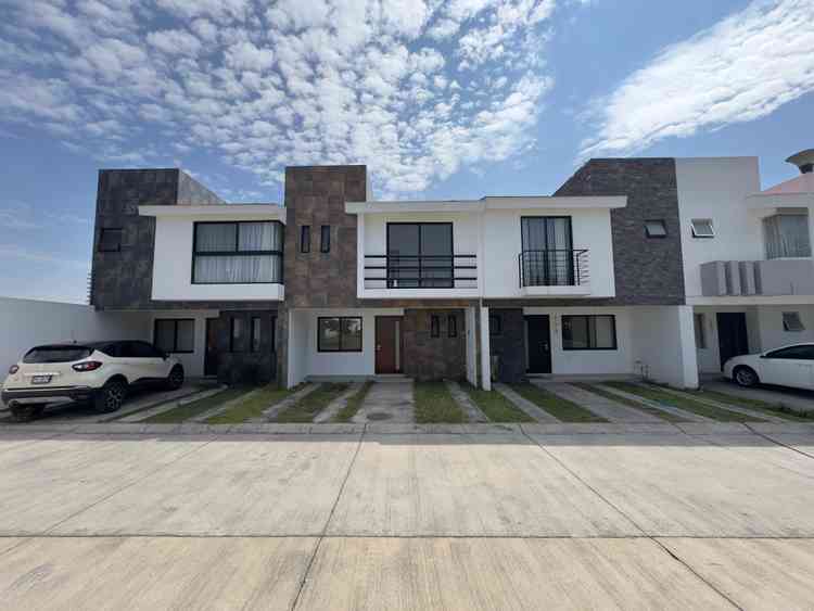 casa en renta avenida camino real a colima san agustin tlajomulco de zuniga jalisco pcQyzRn