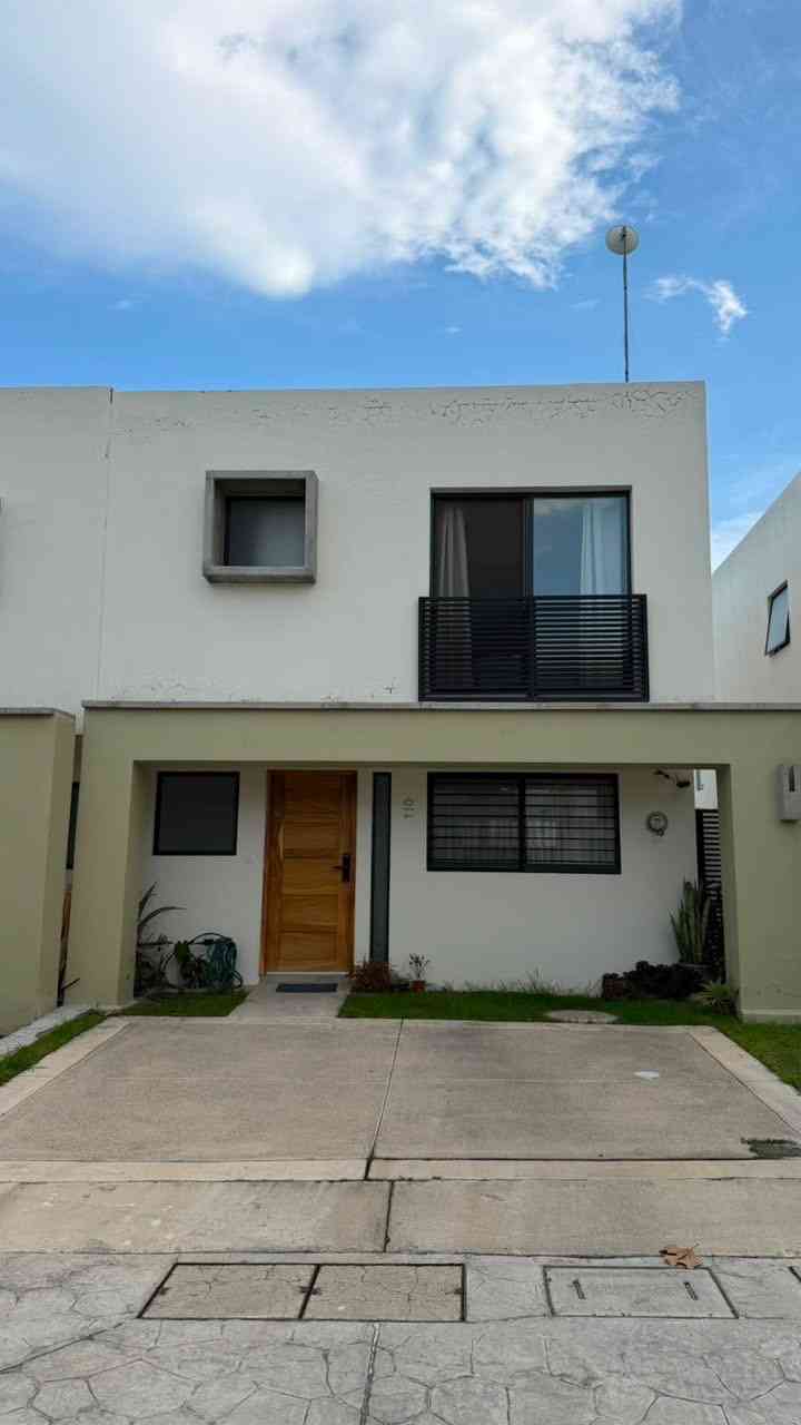 casa en renta avenida adamar adamar tlajomulco de zuniga jalisco psGIRSw